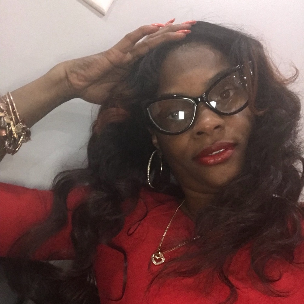 Meet your Posher, Keisha